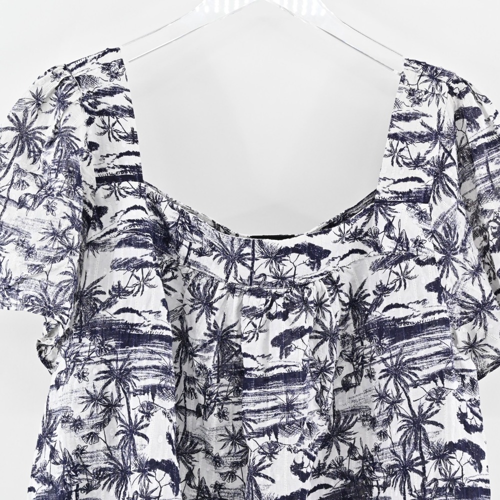 Torrid Top Clip Jacquard Womens Size 2X Square Neck Flutter Sleeve Jungle Toil - Picture 8 of 12